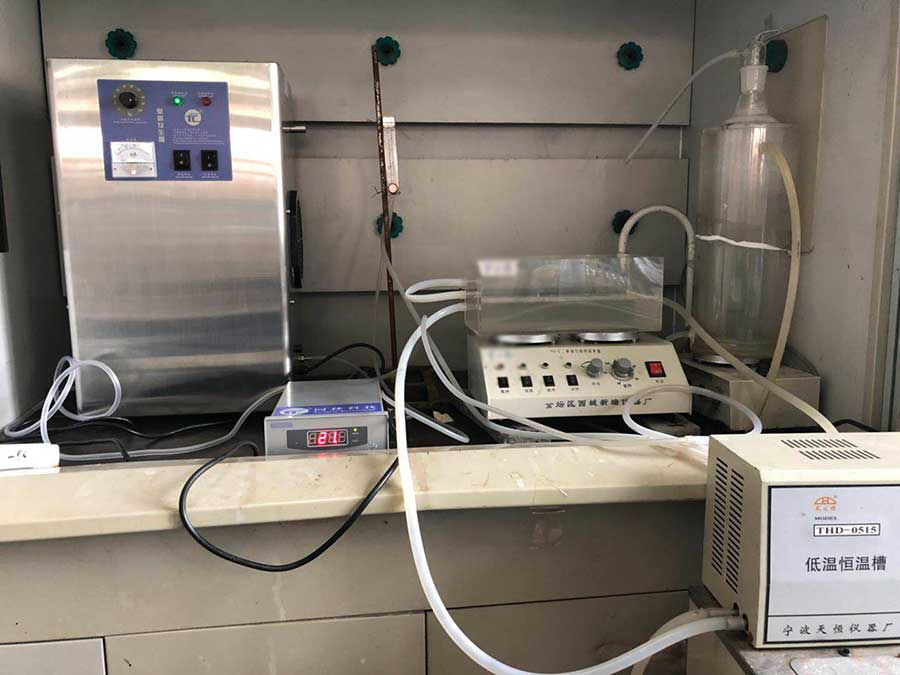 吉林化工学院快猫社区APP成人官网处理废水化学实验